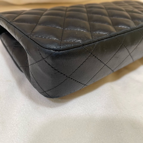 ❌SOLD❌💯Authentic Chanel East West Flap Bag - Picture 10 of 13